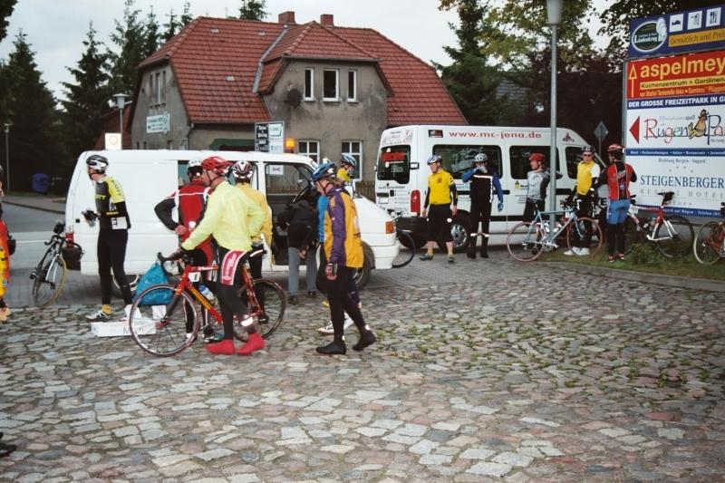 7-05 Samtens Gruppe2.jpg