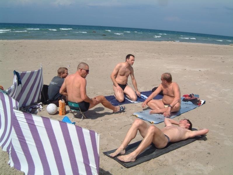 8-15 Strand Sonnen Gruppe.jpg