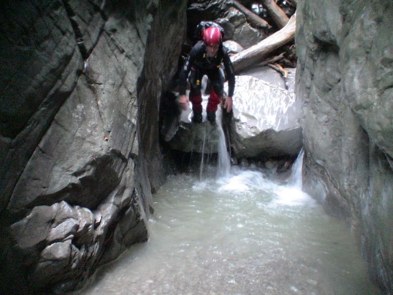 05-08-05 142119 08 Schellaine.JPG