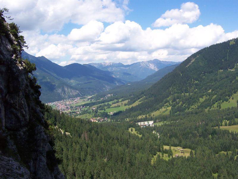 05-08-12 130000 08 Klettersteig.jpg