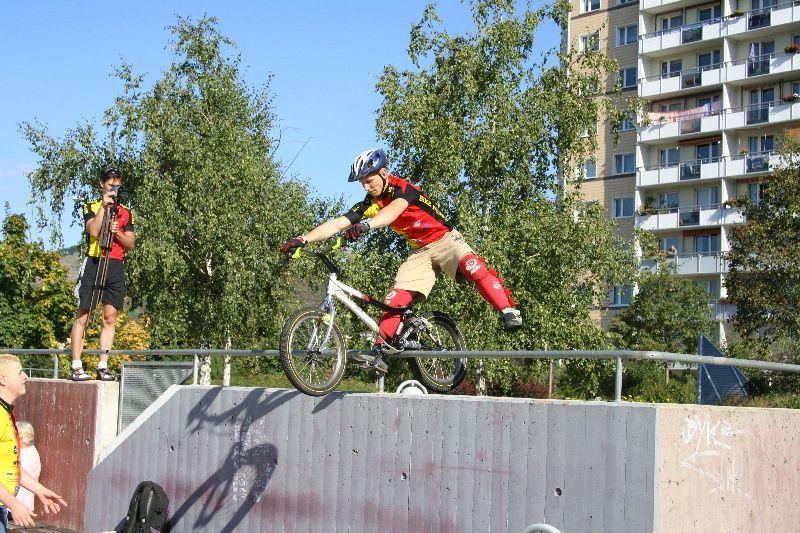 061008 154024 004 Trialtour.jpg