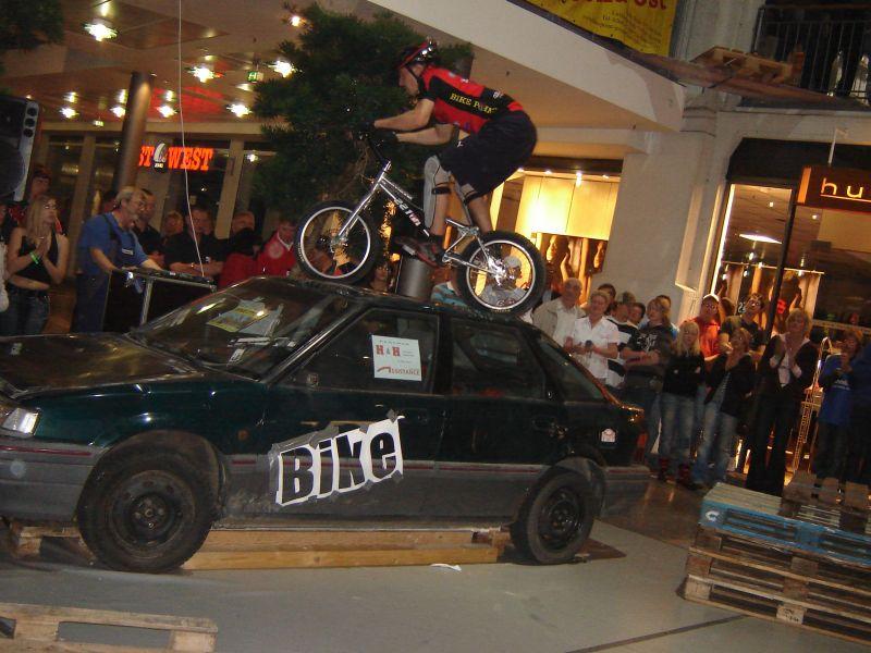 061028 201632 170 trialshow.JPG