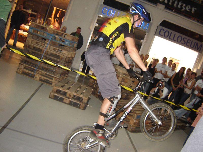 061028 202201 220 trialshow.JPG